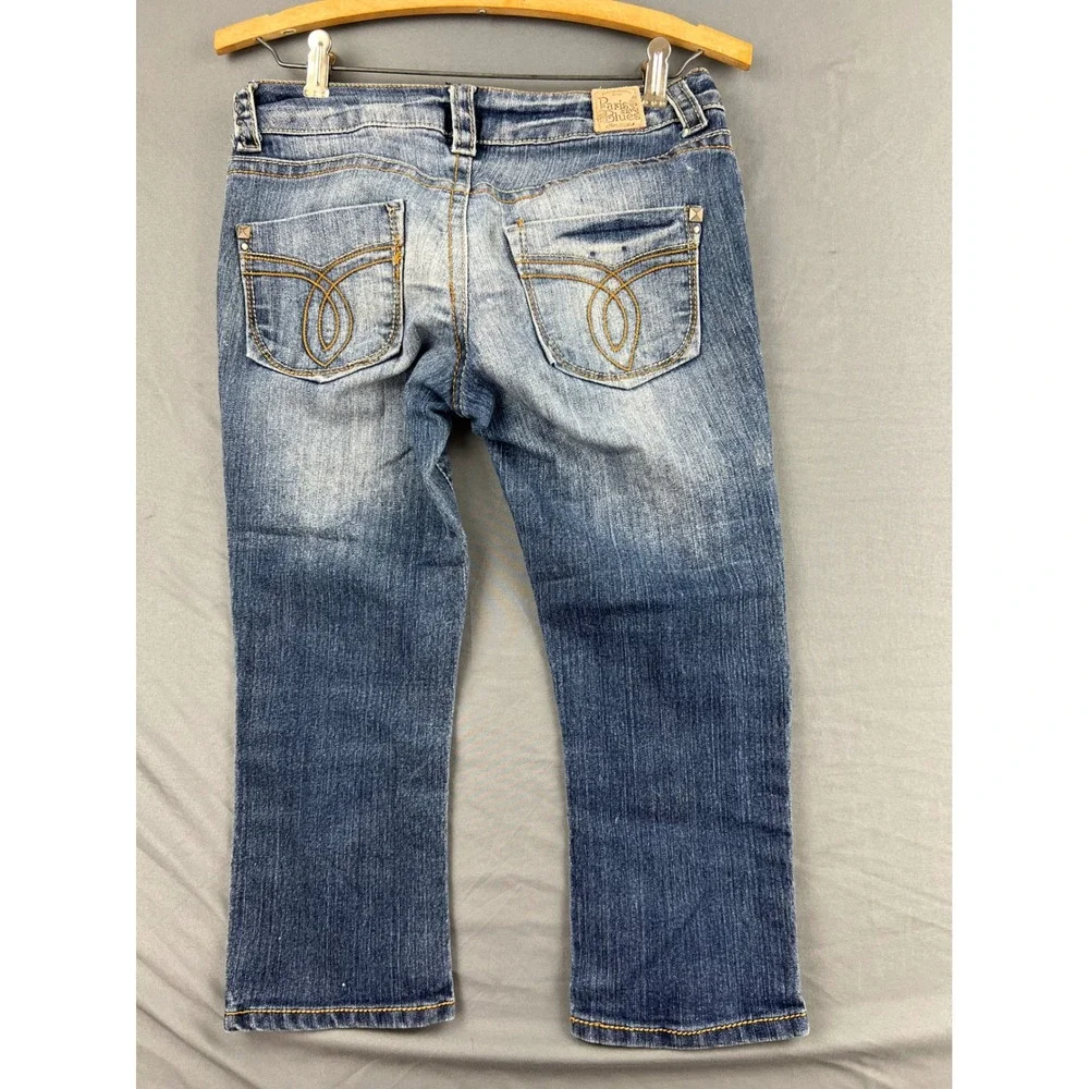 Paris Blue Capri Jeans Womens 3 Medium Wash Low Rise Studded Stretch Denim Good